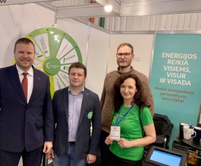 Kartu su VGTU – inžinerijos mokslų populiarinimas parodoje Studijos 2020